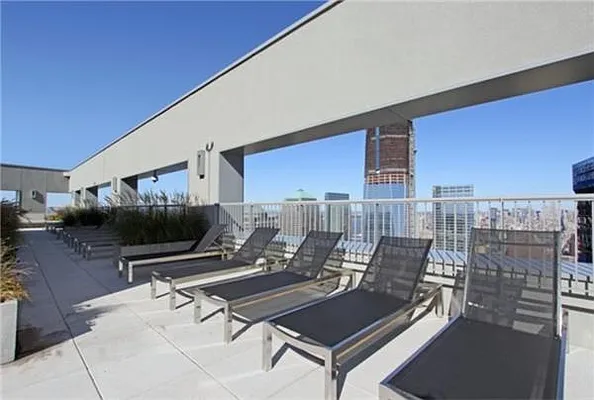 Rented by Nest Seekers International | media 31