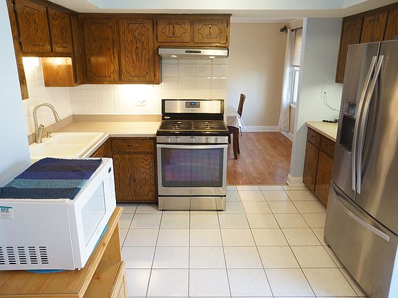 2nd image of 12124 Forestview Dr