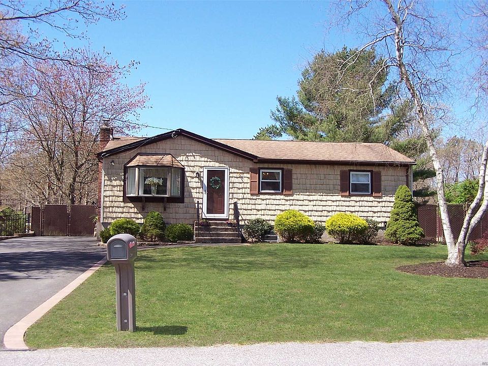 1st image of 200 Radio Ave