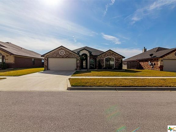 2nd image of 2900 Traditions Dr