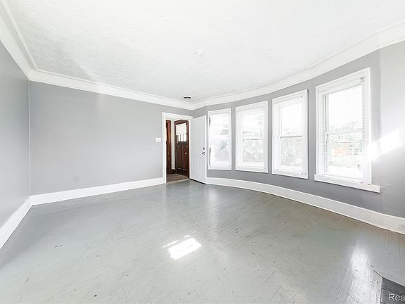 3rd image of 1714 Calvert St