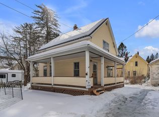 16 Vine St, Barre, VT 05641