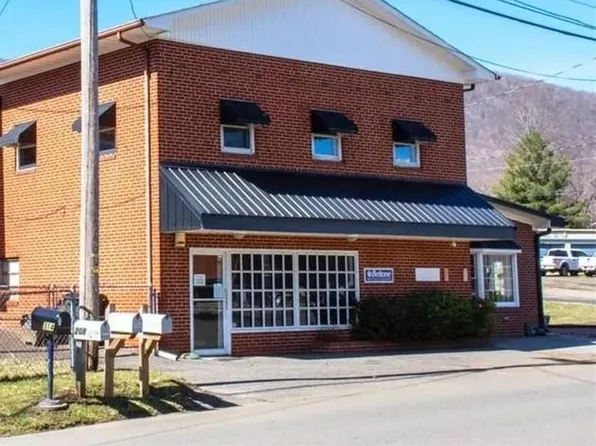 412 Backstreet #B, West Jefferson, NC 28694