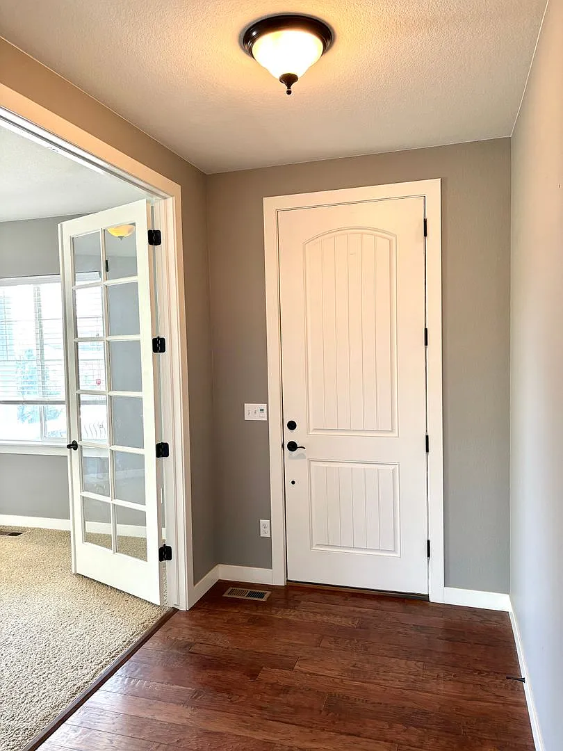 8CAL26631 — Photo 4
