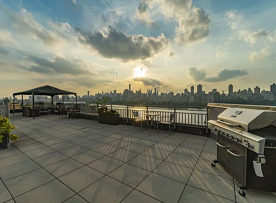 Rented by Astoria Realty | media 8