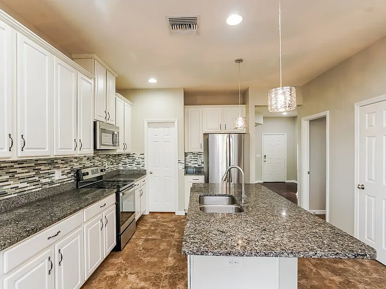 10141 Celtic Ash Dr — Photo 9