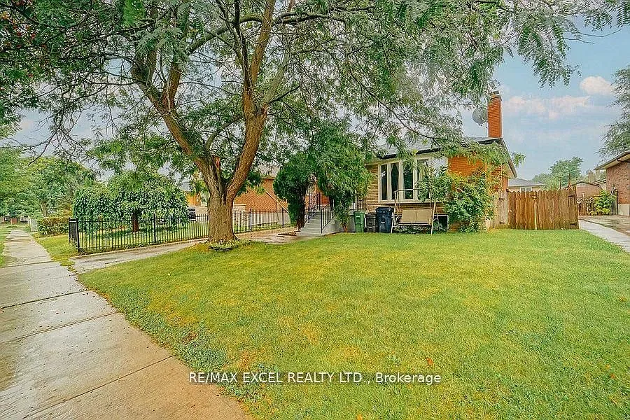 3 bed, $2,790 — Photo 1