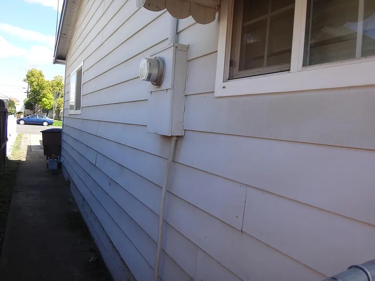 666 D St — Photo 18