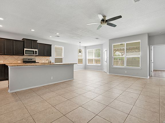 3rd image of 10326 Floore Hollow