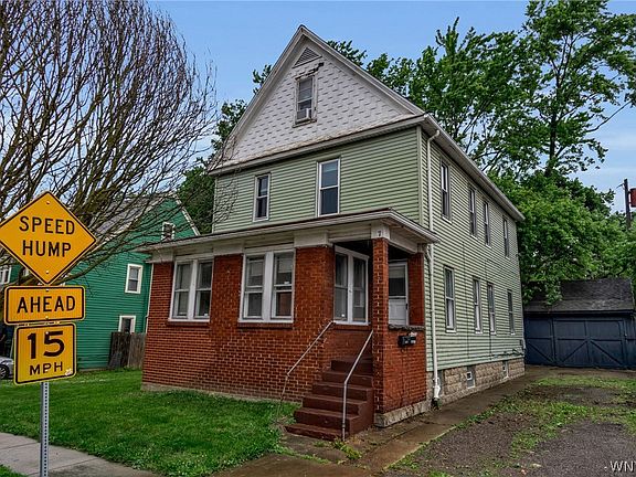 2nd image of 7 Custer St