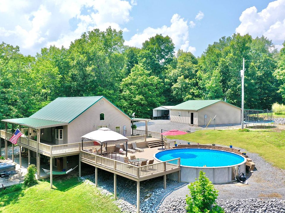 1st image of 700 Shine Ln
