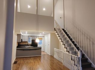 33 Pear Tree Mews #A, Toronto, ON M6P 4H2