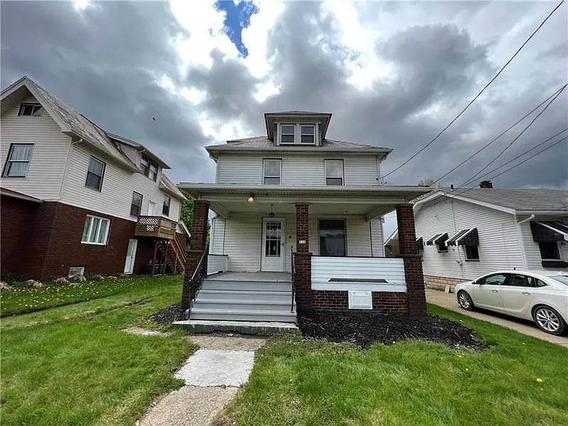808 Cunningham Ave photo 1