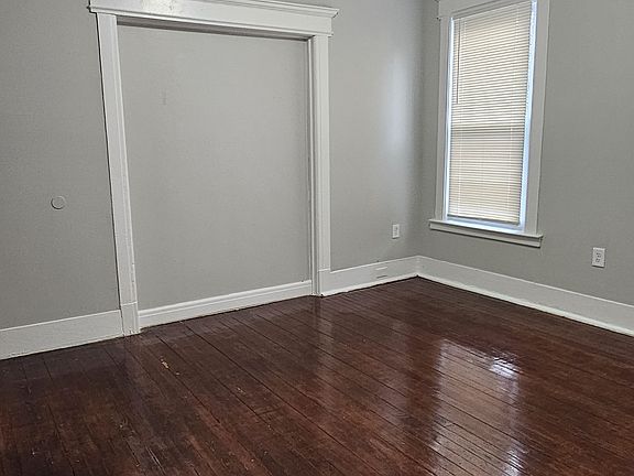 4th image of 20 Howard Ave #1