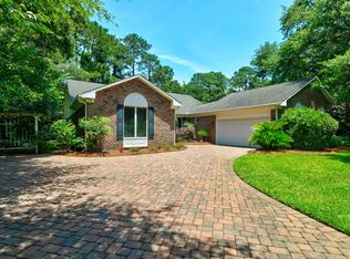 466 Country Club Dr., Pawleys Island, SC 29585