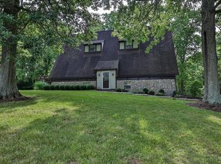 9830 Howard Rd, Harrison, OH 45030