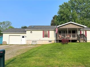 99 Franklin St, Albion, PA 16401