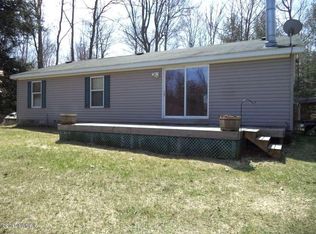 6592 S 128th Ave, Rothbury, MI 49452