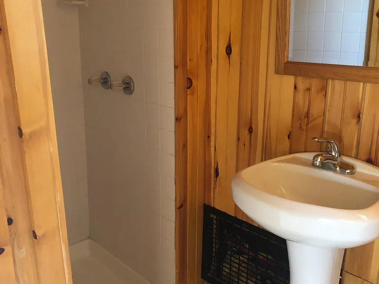 175 W Seneca St — Photo 5