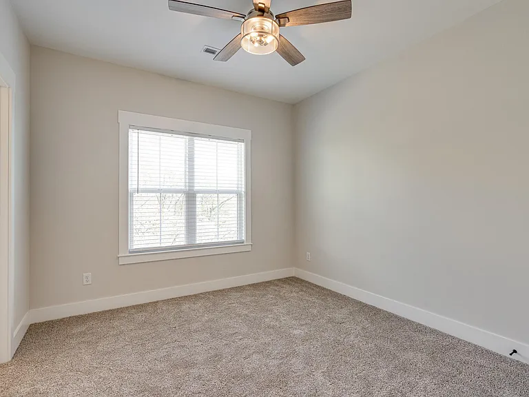 301 Candle Light Dr — Photo 30