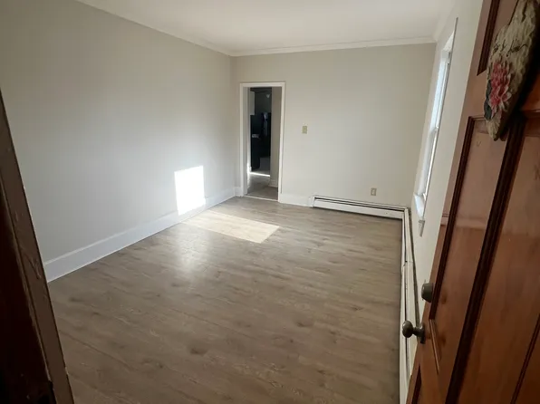 20 Randolph St #2, Carteret, NJ 07008