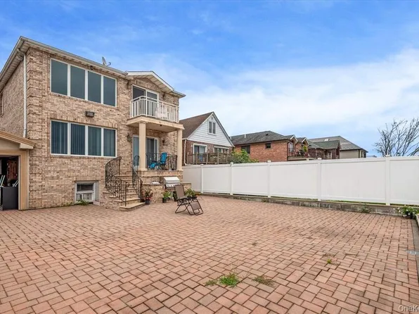 161-36 95th Street image 25 of 27