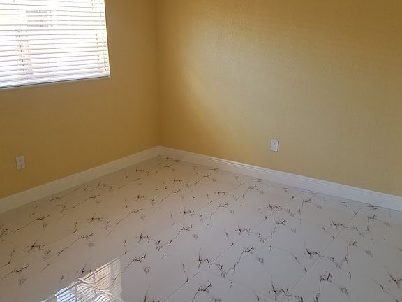 4th image of 1110 NW 24th Ct #1