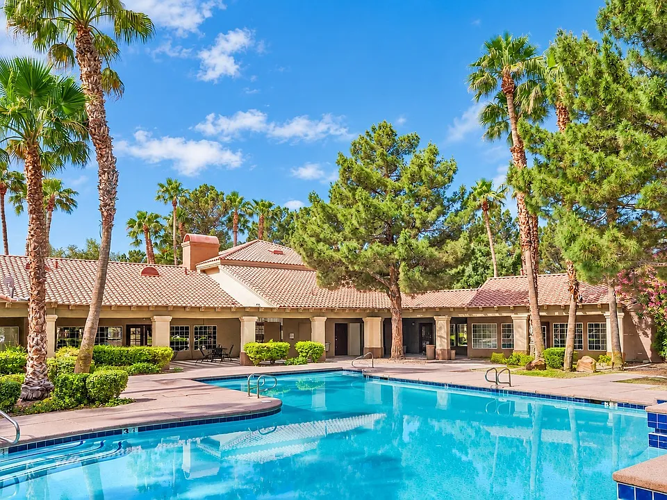 Eagle Trace Apartments