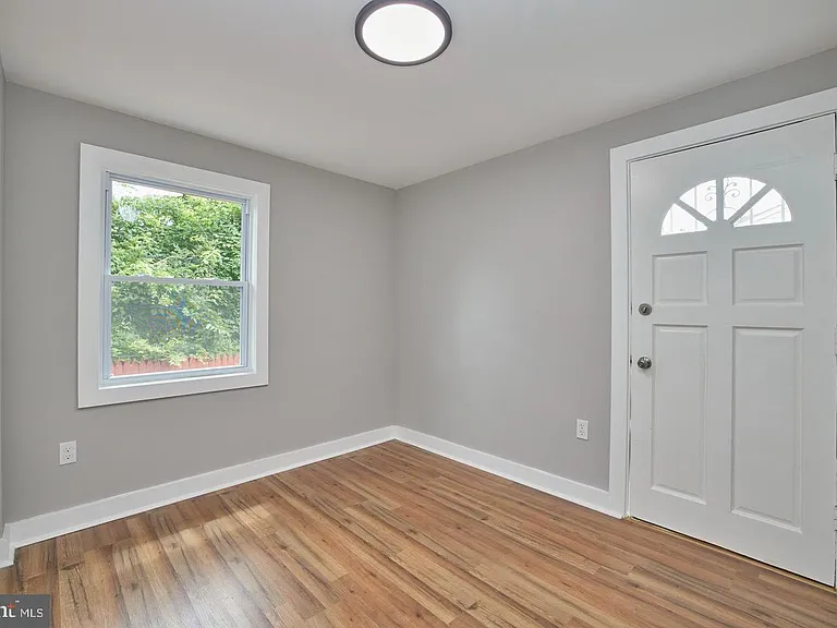 1516 Opus Ave — Photo 2