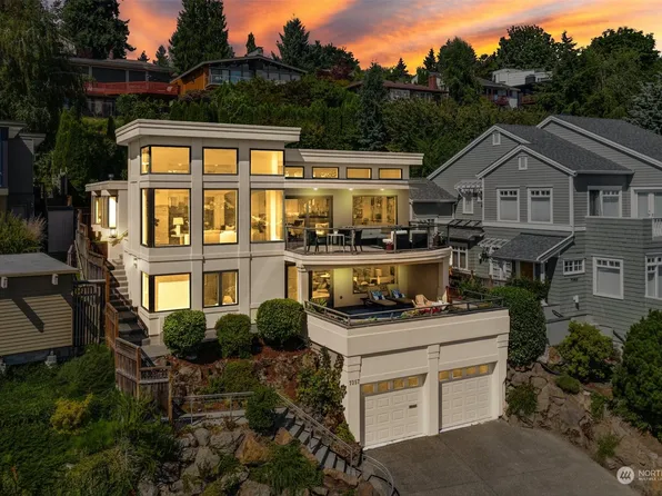 7357 57th Avenue NE, Seattle, WA 98115