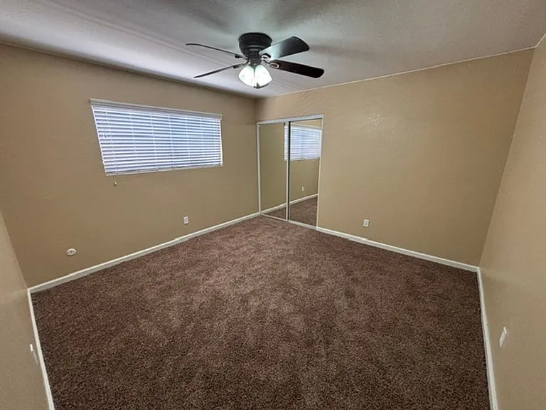 299 W Duarte St — Photo 8