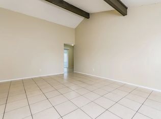 348 La Paz Dr, Kissimmee, FL 34743