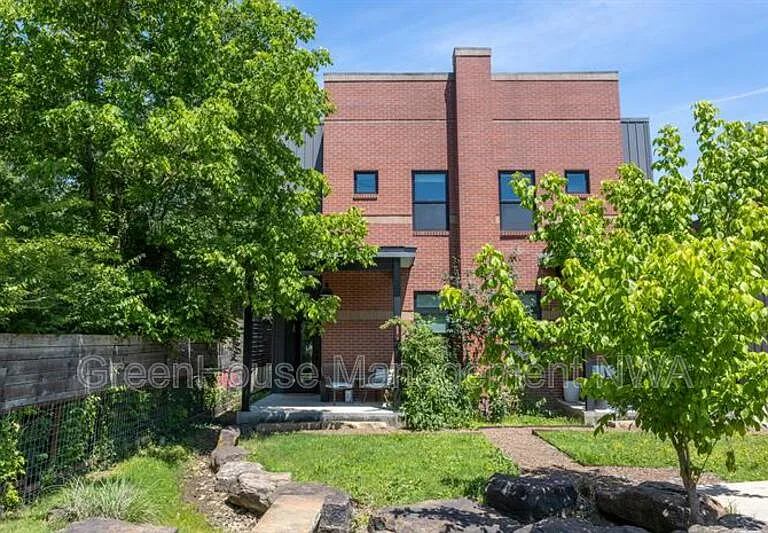 808 S Locust Ave #808LOC — Photo 1
