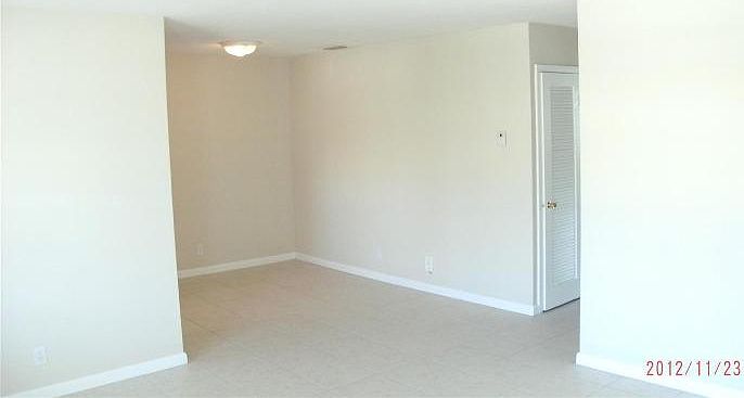 1st image of 2127 Van Buren St #200