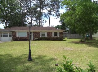 2765 Sandalwood Dr N, Tallahassee, FL 32305