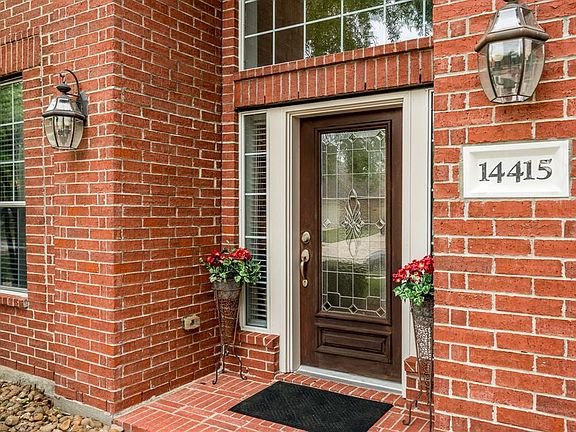 3rd image of 14415 Country Haven Ct