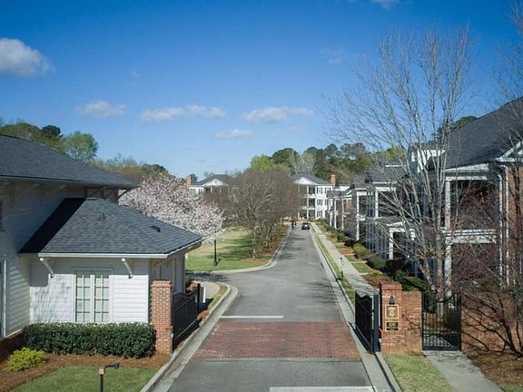 4th image of 100 Ansonborough Ln Suite 405