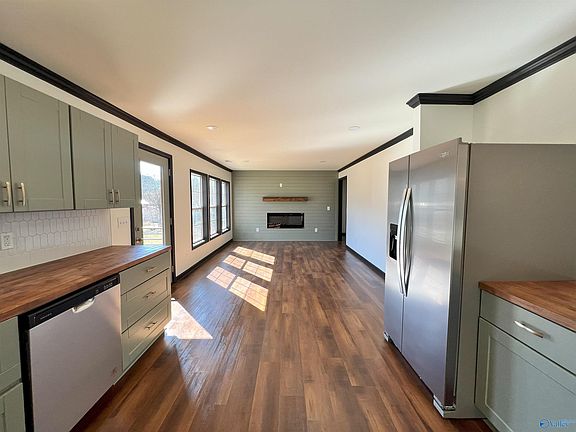 5th image of 215 4th St NW