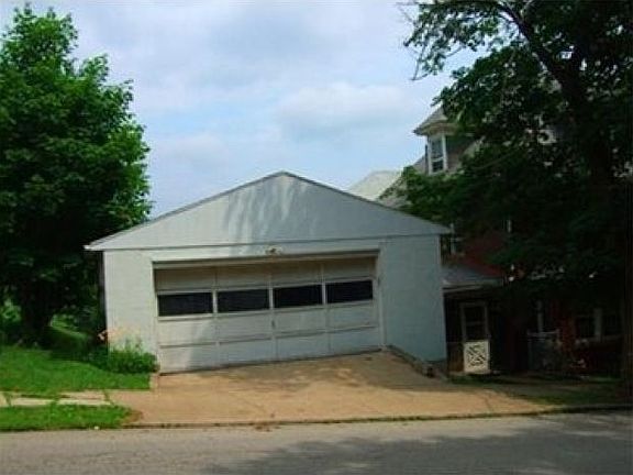 2nd image of 202 Mitinger Ave