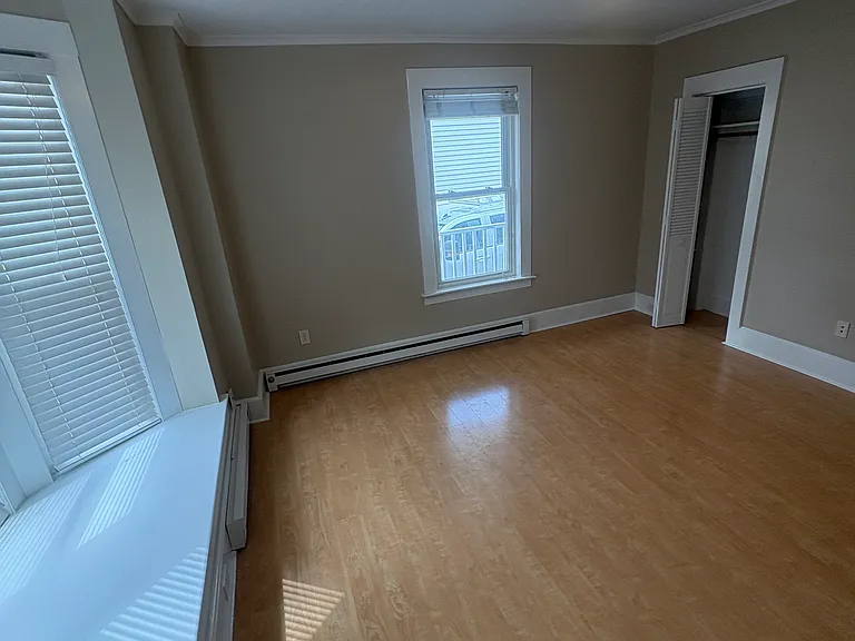115 Front St — Photo 7