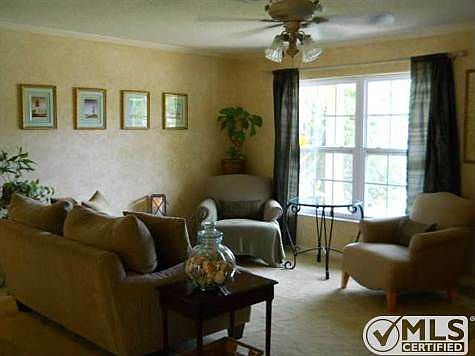 2nd image of 3636 Dorrit Ave
