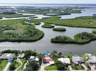 778 Nassau Rd, Cocoa Beach, FL 32931