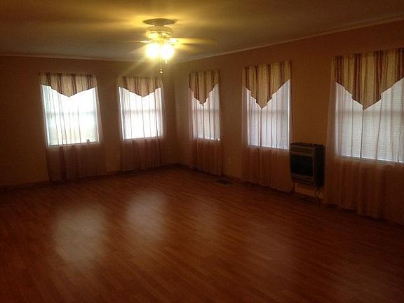 5th image of 4527 Tomben Ln