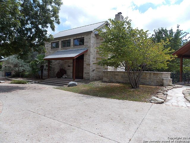 1st image of 1665 Edgewater Fls