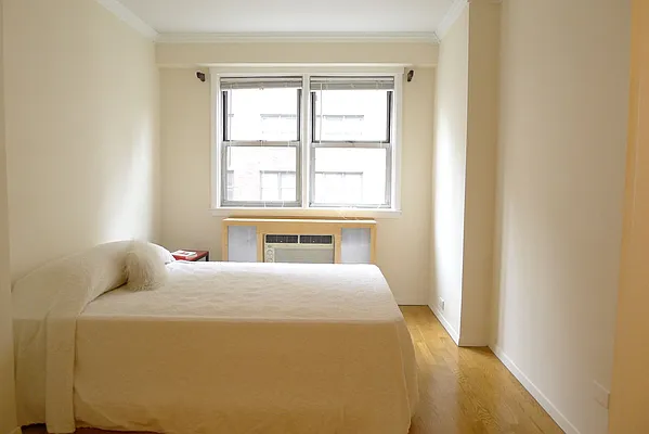 Rented by Flat Iron Real Estate | media 9