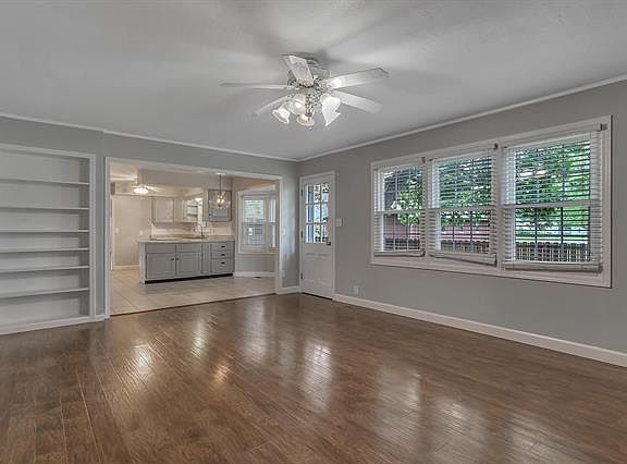 3rd image of 125 Red Bud Dr
