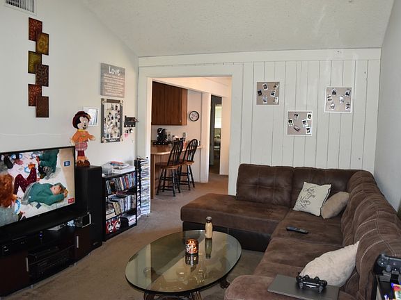 4th image of 6312 Blackstar Dr