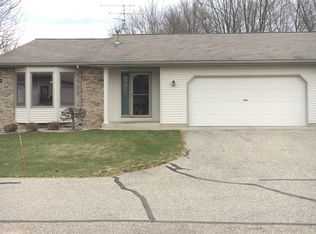 6516 Wood Dora Dr SE, Caledonia, MI 49316