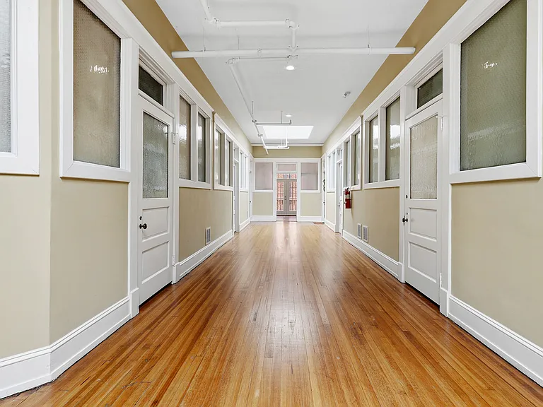 205 E Walnut St #A — Photo 17