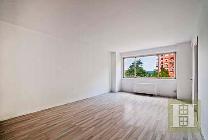 2nd image of 2621 Palisade Ave APT 2H